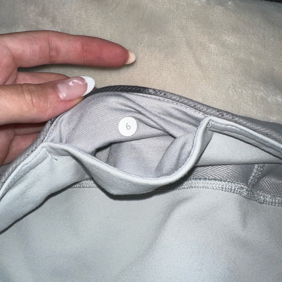 Brand New Lululemon Wonder Under Tights - Picture 4 of 4